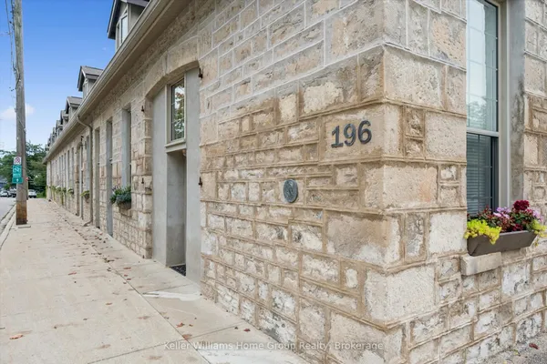 196 Arthur Street N — photo 2