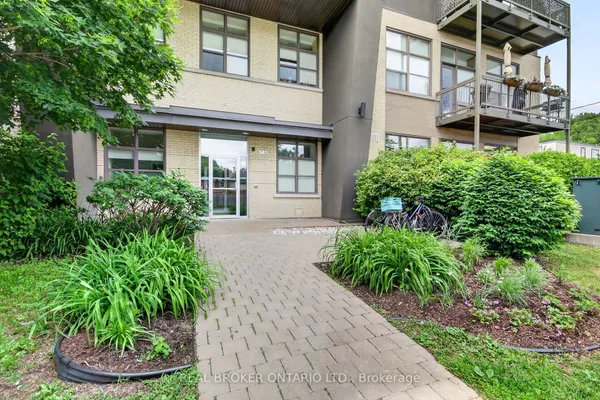 345 St Denis Street — photo 2