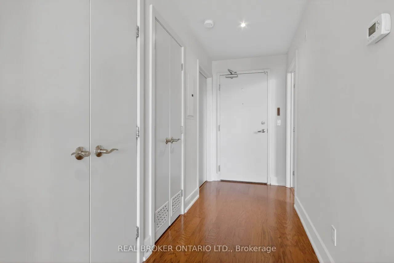 345 St Denis Street — photo 3