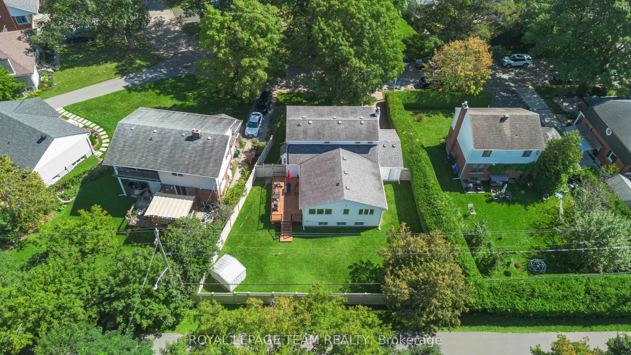 115 Mountbatten Avenue — photo 3