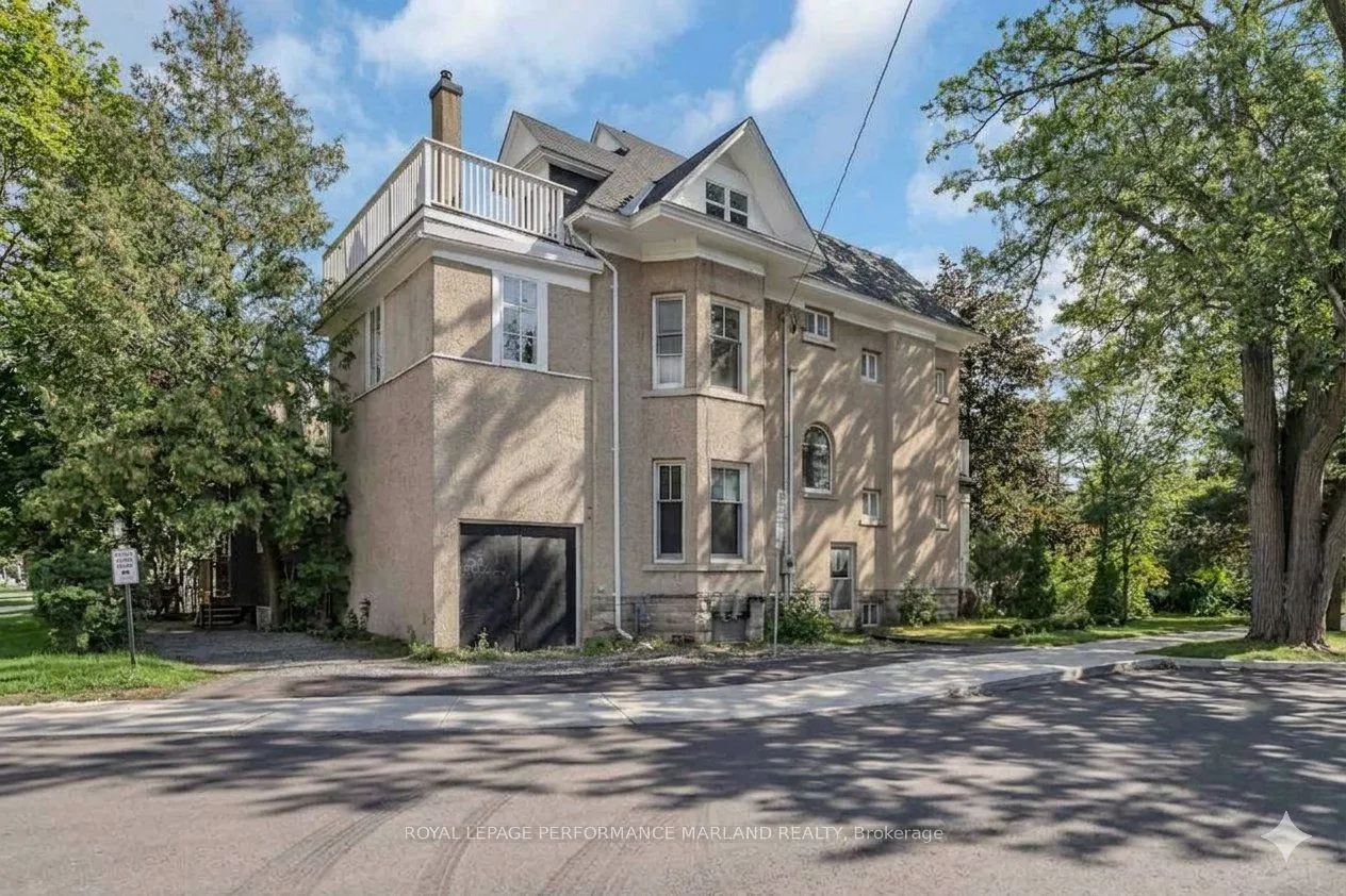 35 Wilton Crescent — photo 40