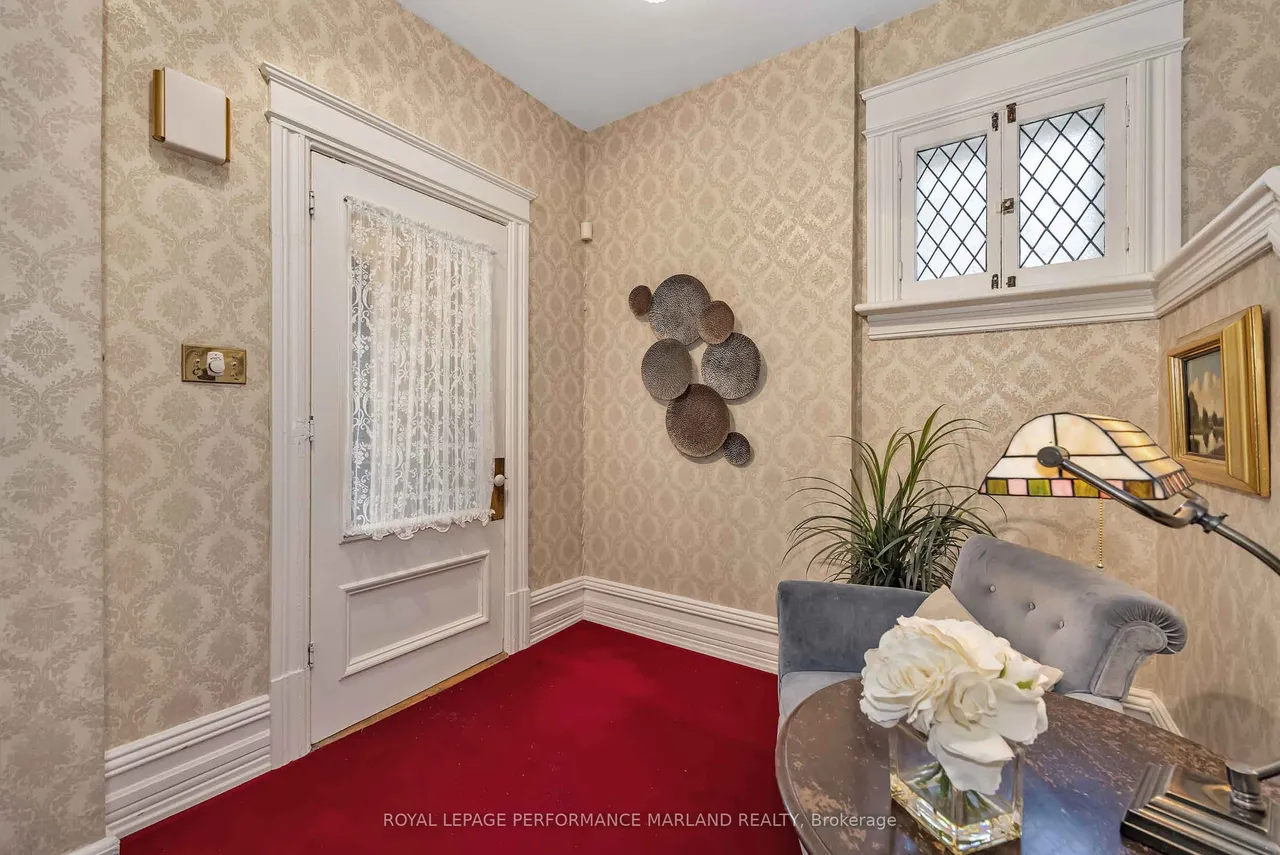 35 Wilton Crescent — photo 2