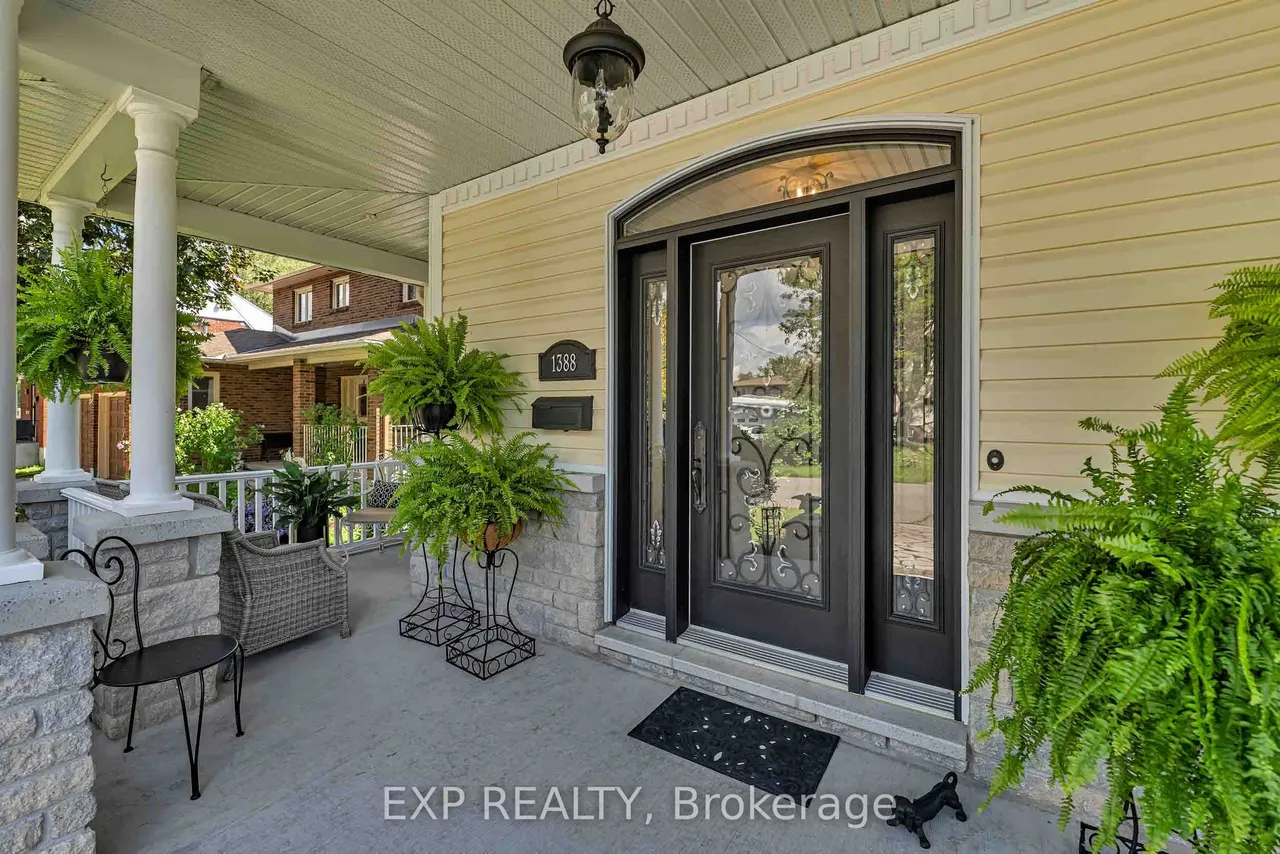 1388 Emerald Gate Avenue — photo 3