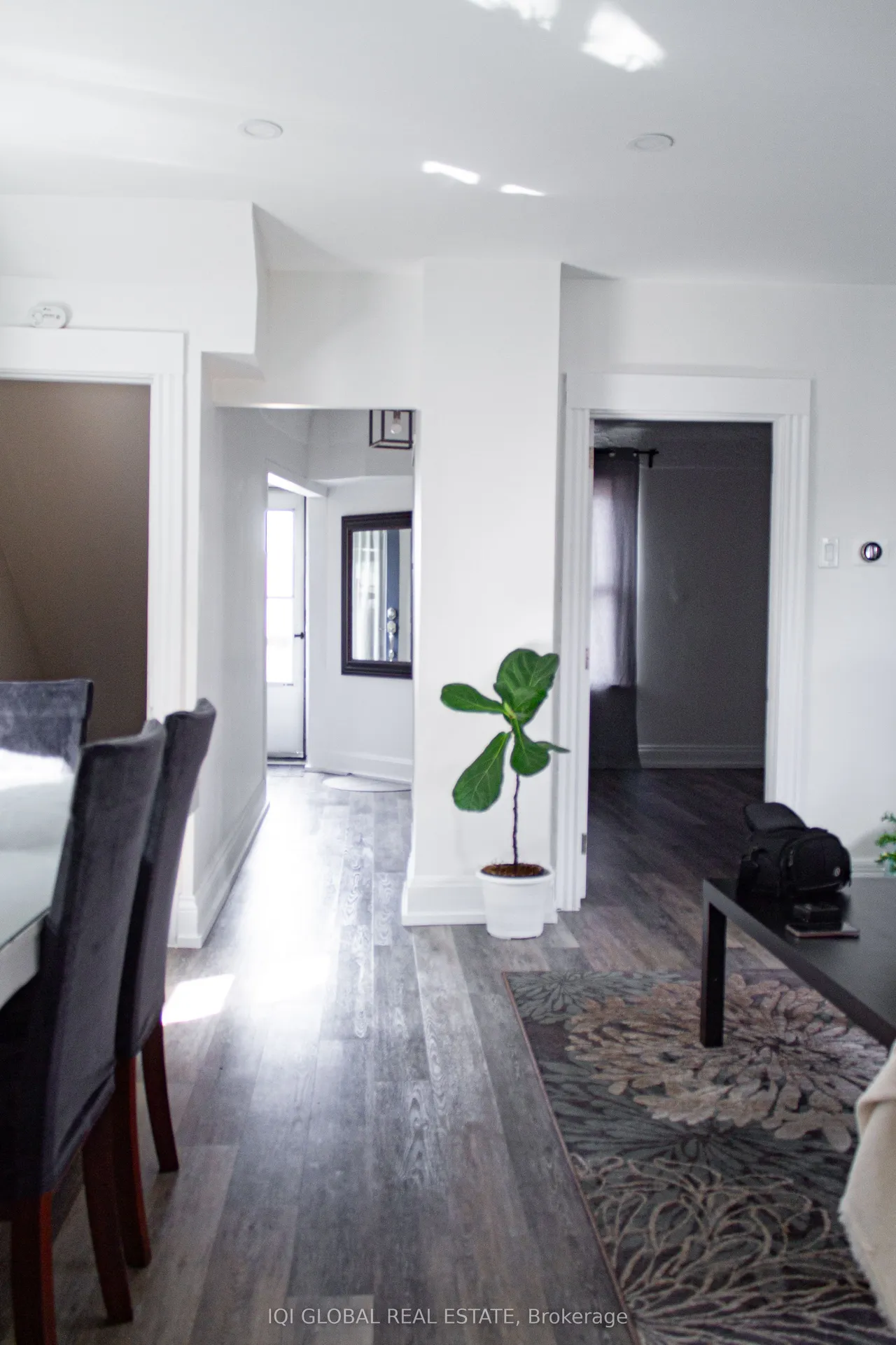 65 Holmes Avenue — photo 3