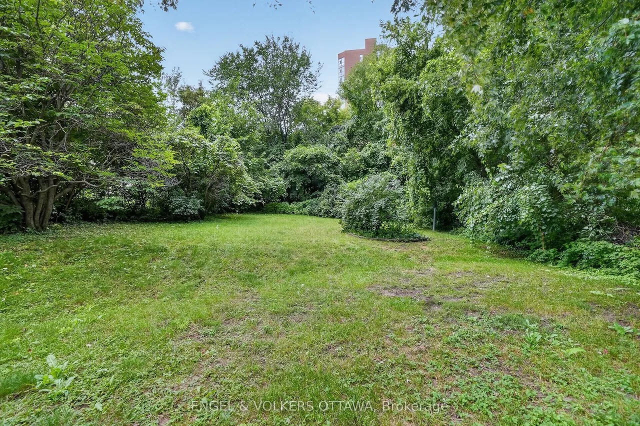 3620 Albion Road S — photo 29