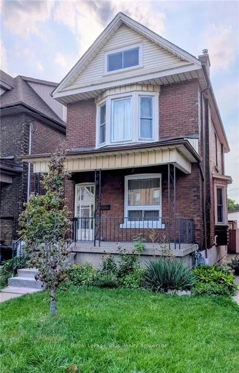61 Barnesdale Avenue N