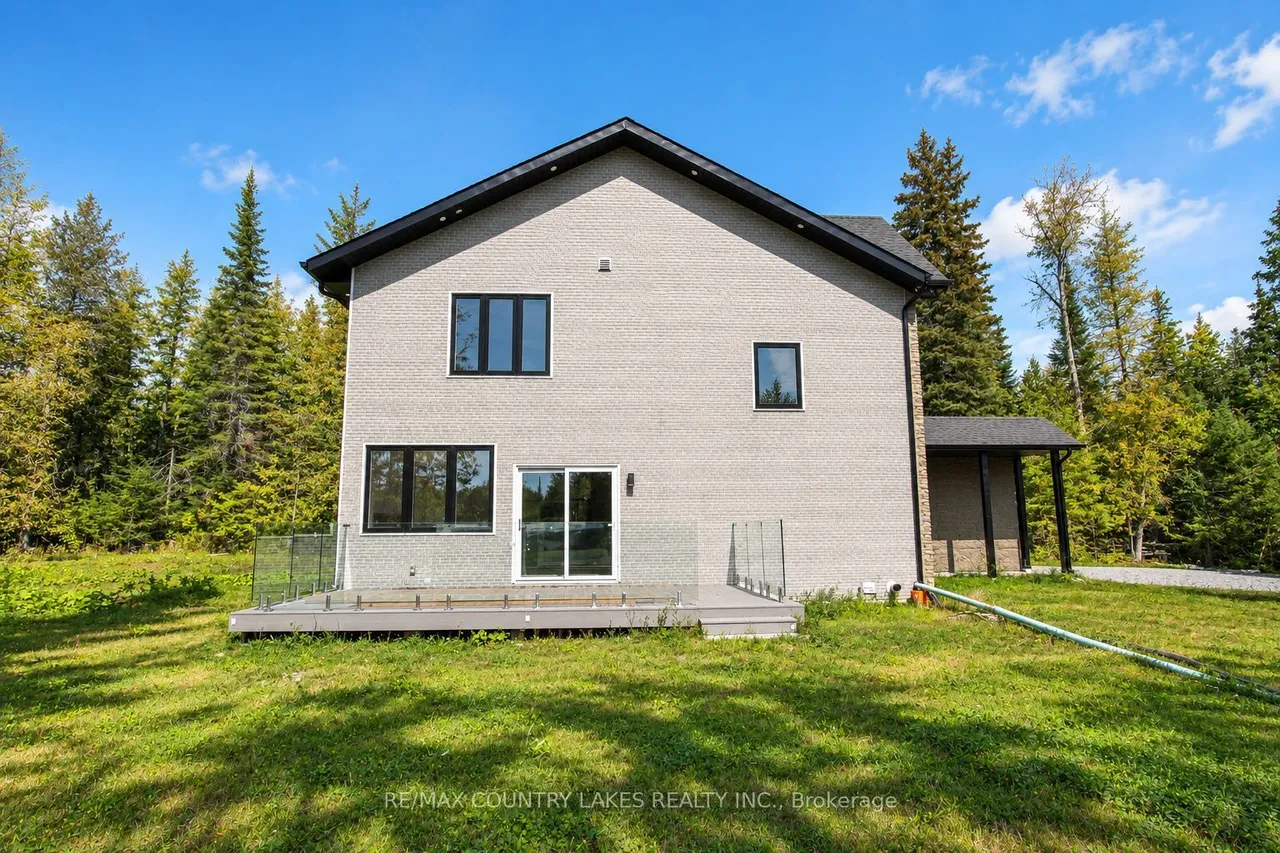 445 Martin's Road — photo 3