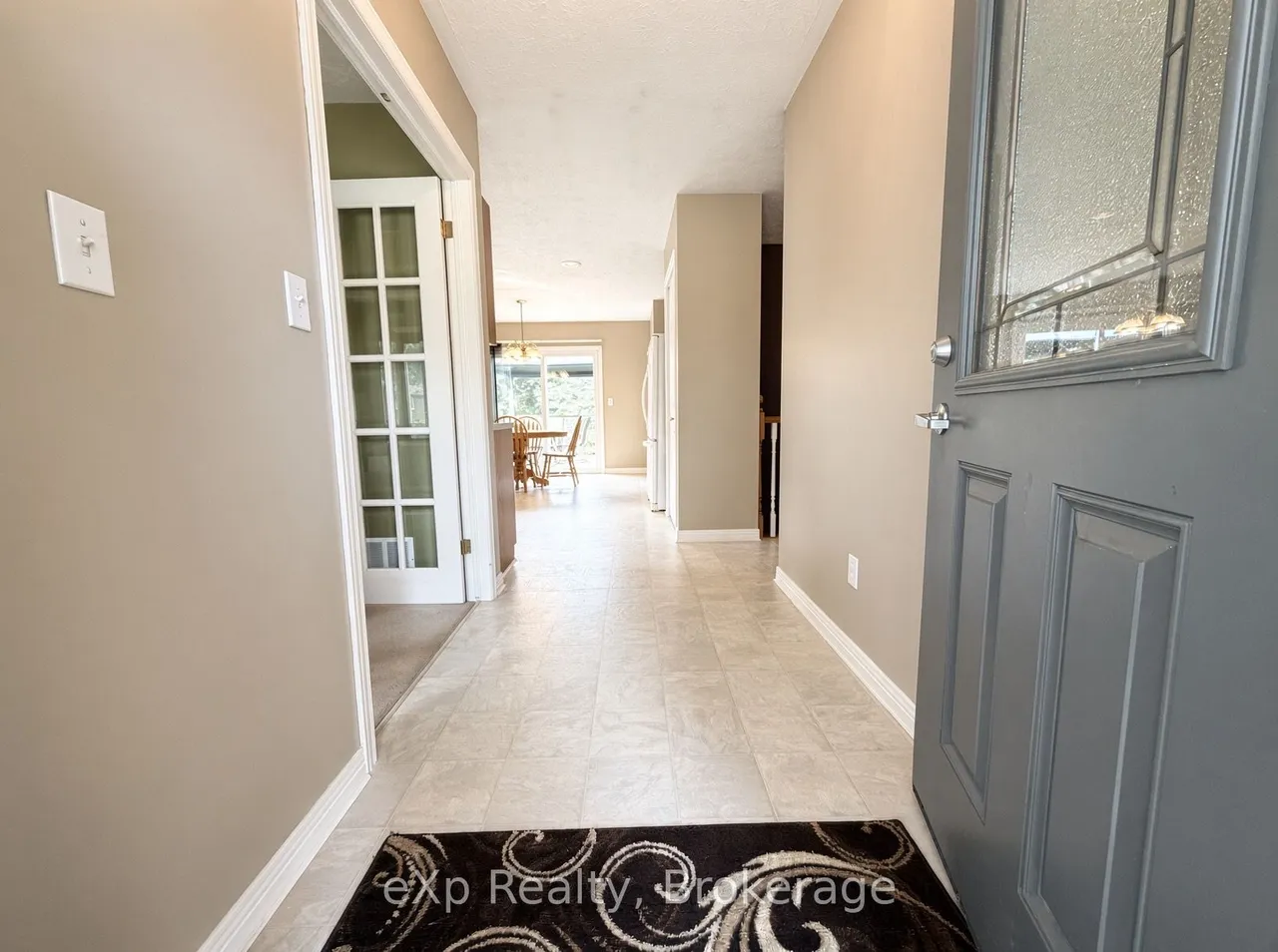 23 Willow Street — photo 3
