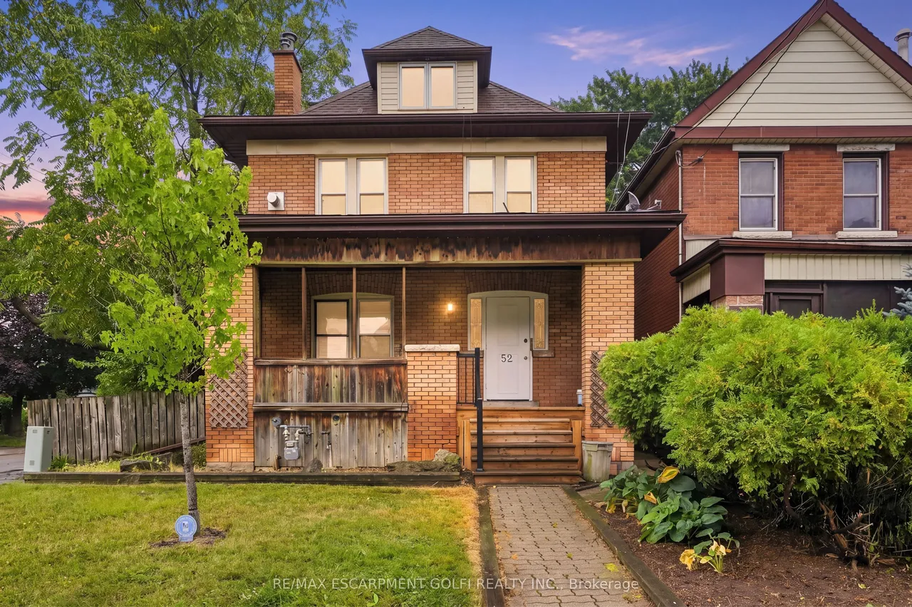 52 Kensington Avenue N
