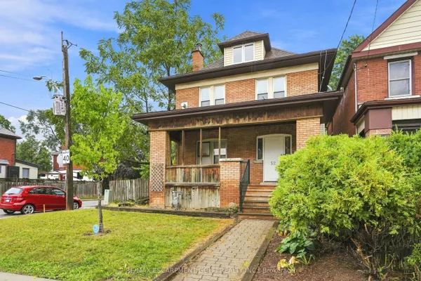 52 Kensington Avenue N — photo 2