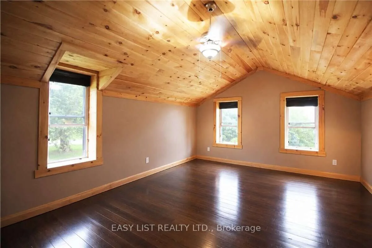624 Hillhead Road — photo 9