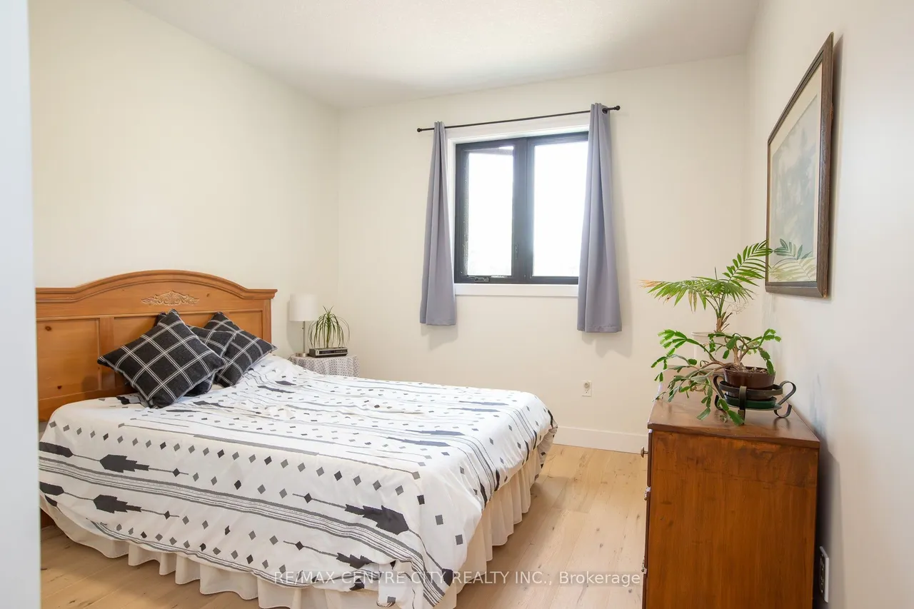 273 Foxborough Place — photo 15