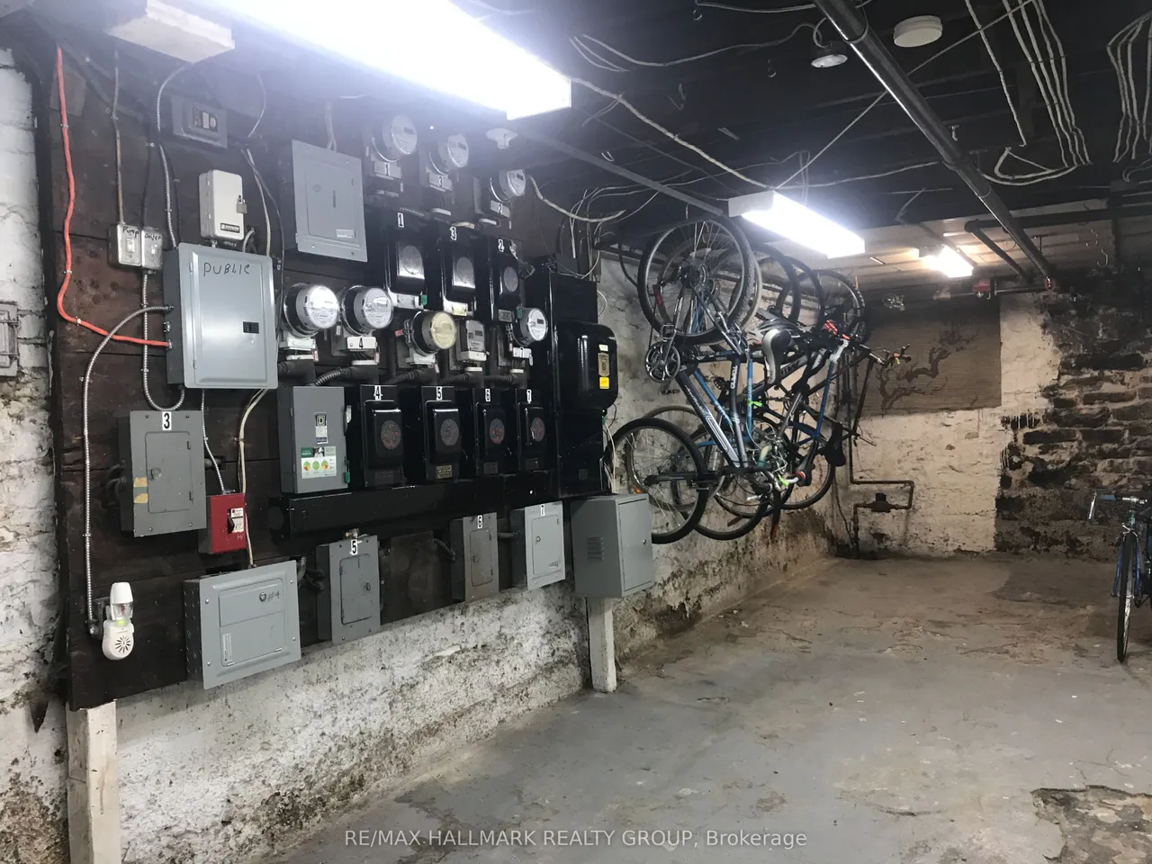 421 Lisgar Street — photo 19