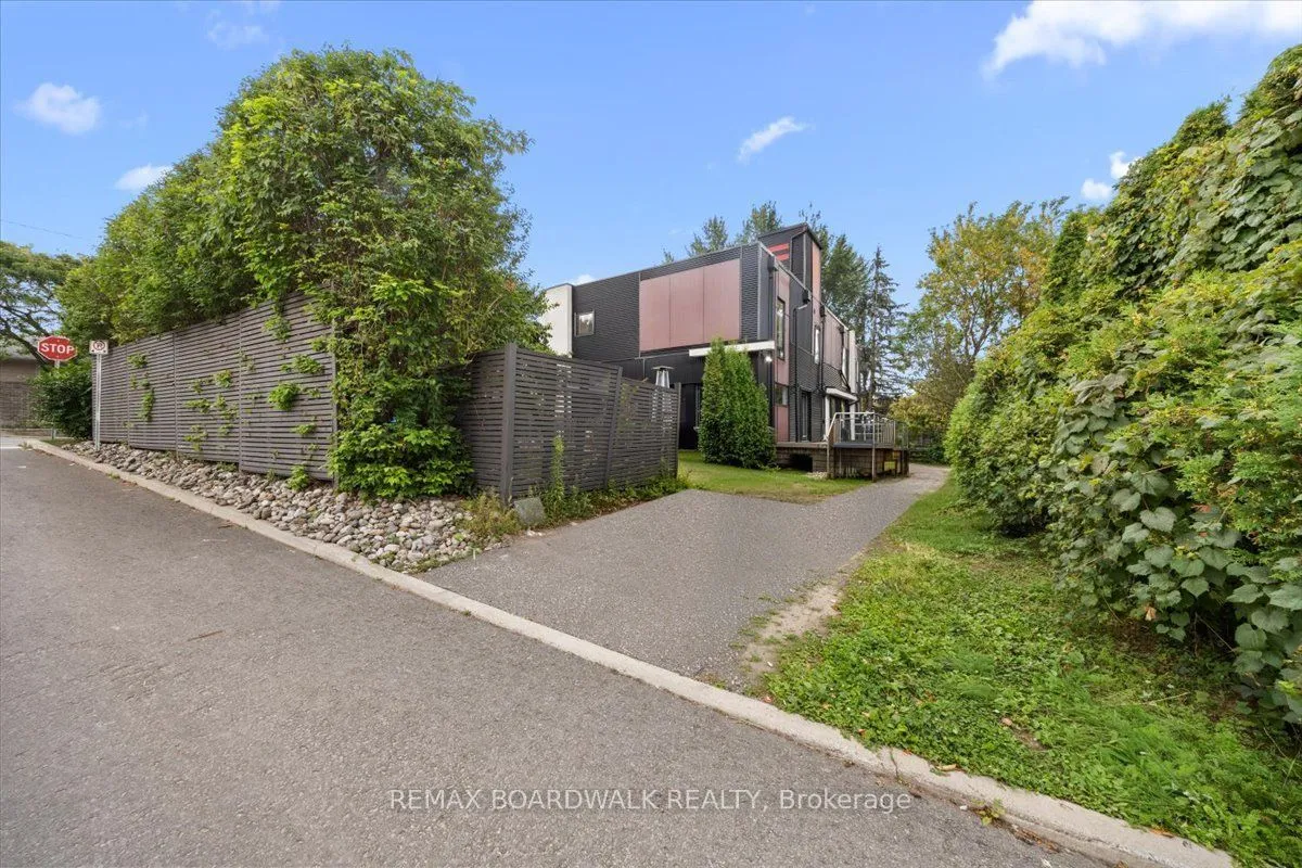 152 Duford Street — photo 47