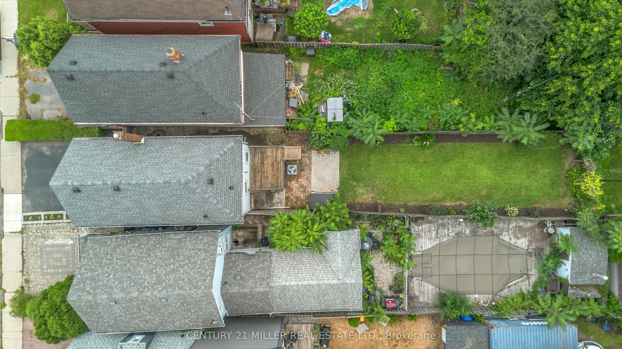 123 Hillyard Street — photo 23