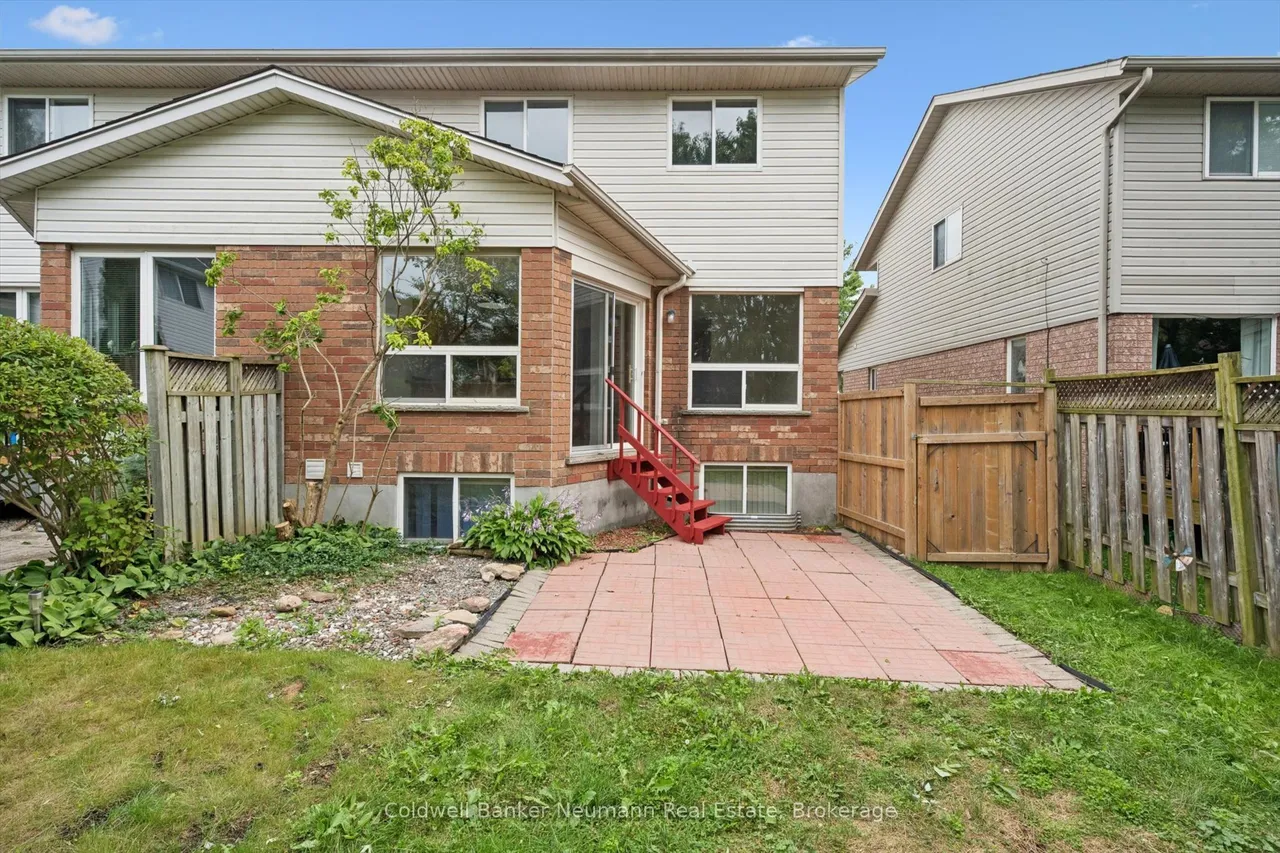 24 Lee Street — photo 45