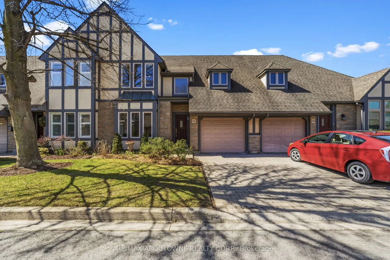 575 Simcoe Street