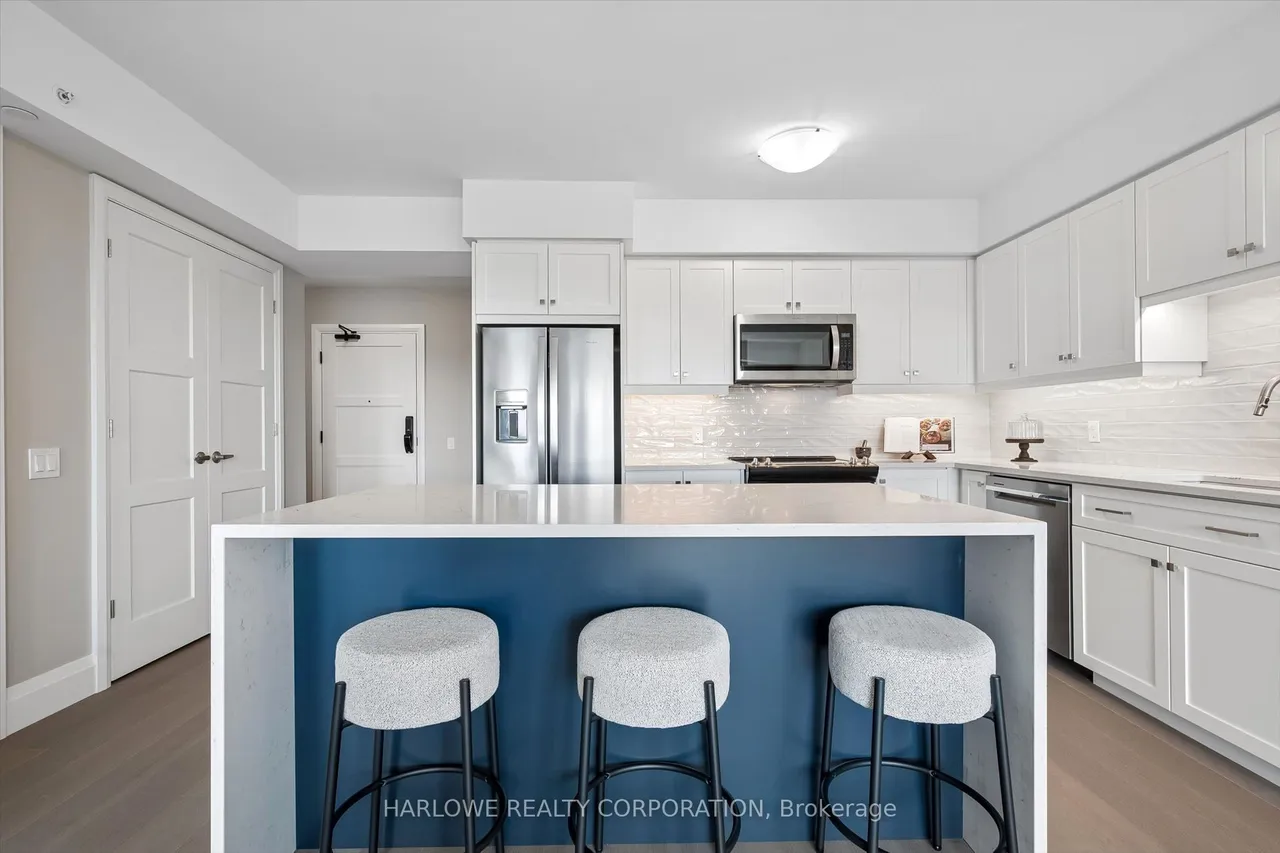 93 Arthur Street S — photo 3