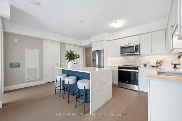 93 Arthur Street S — photo 2