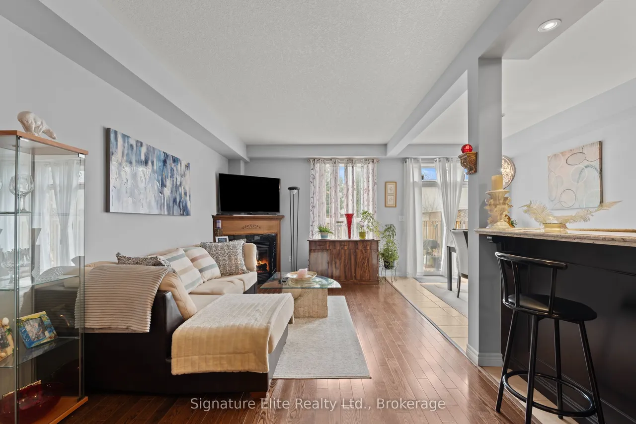 51 Marina Point Crescent — photo 3
