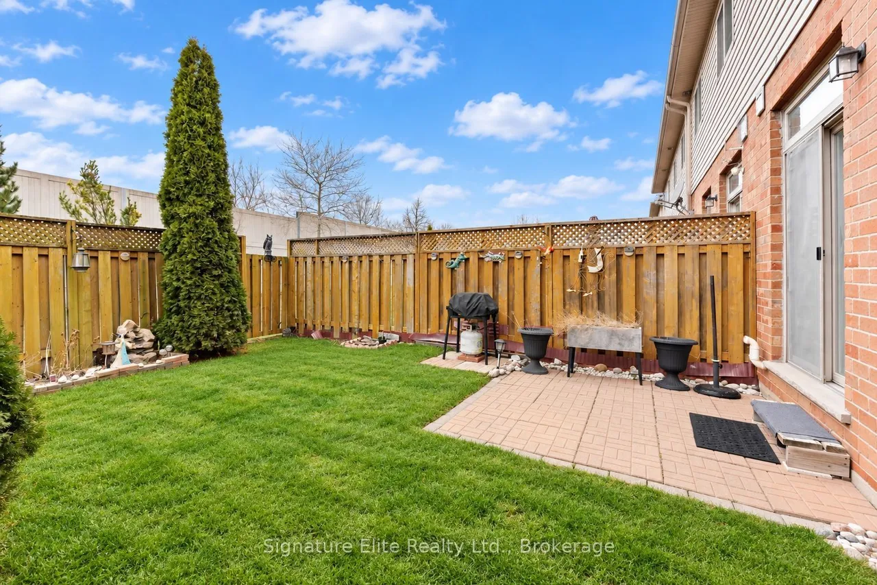 51 Marina Point Crescent — photo 16