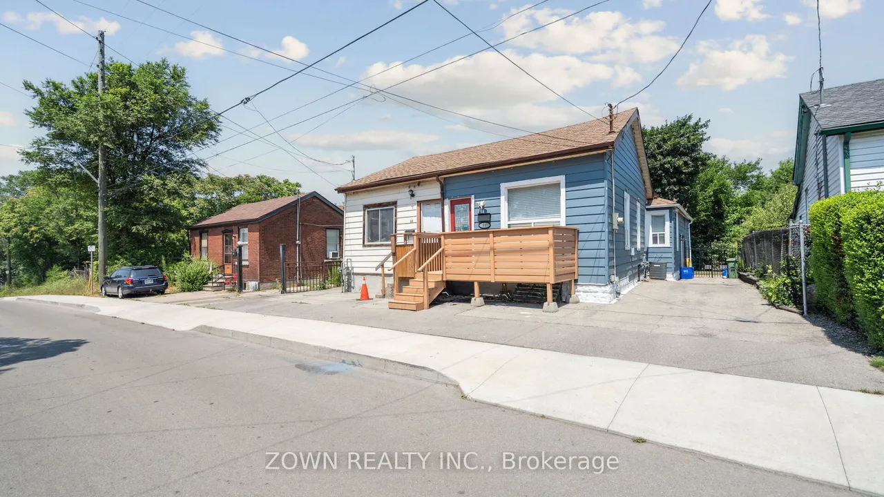 64 Sheaffe Street — photo 2