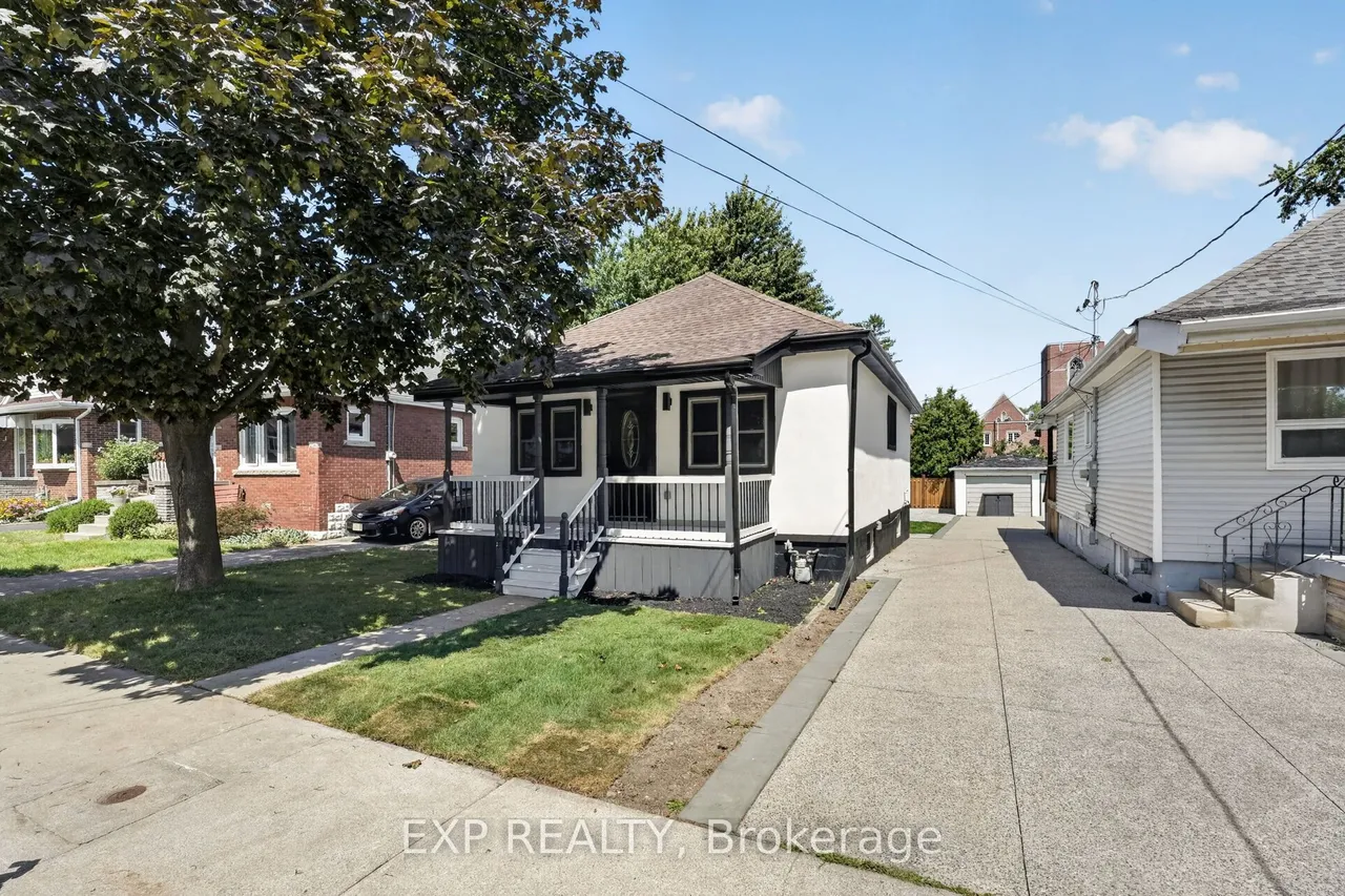 43 Brucedale Avenue E — photo 2