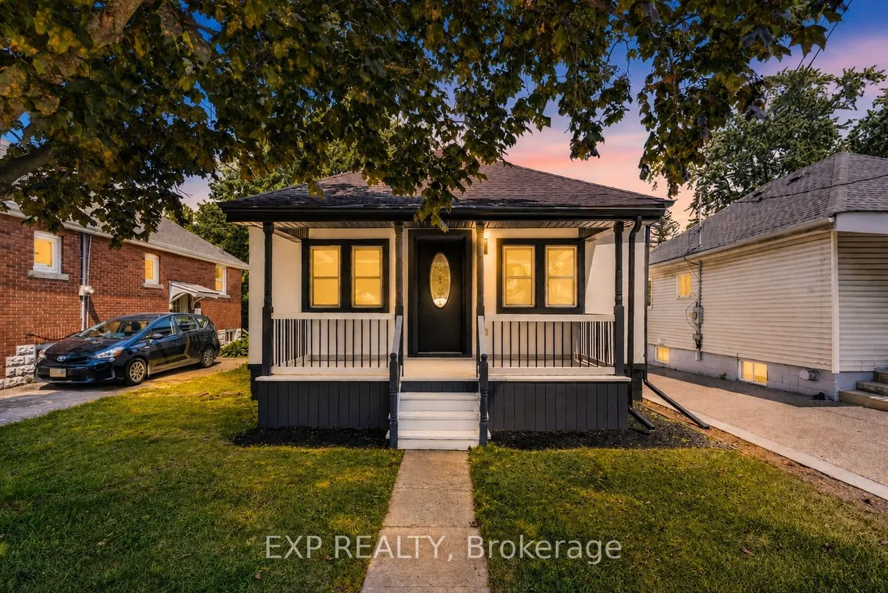 43 Brucedale Avenue E