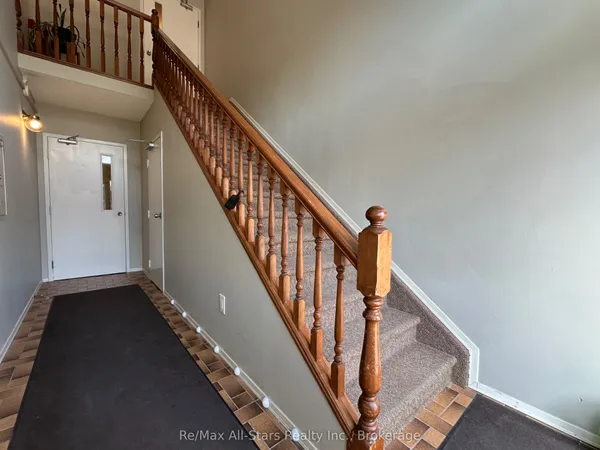 15 Clifton Street — photo 2
