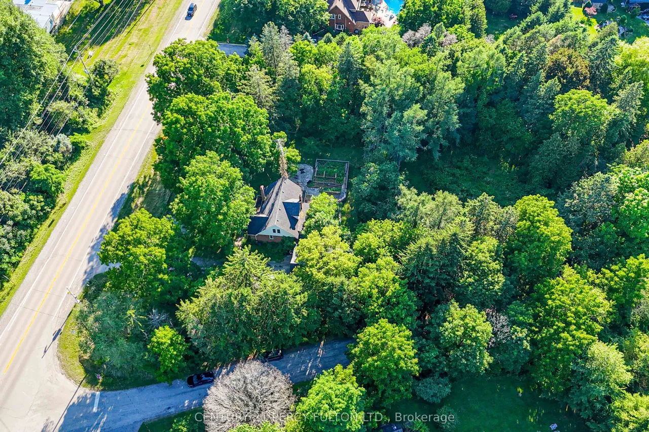 1853 Governors Road — photo 12
