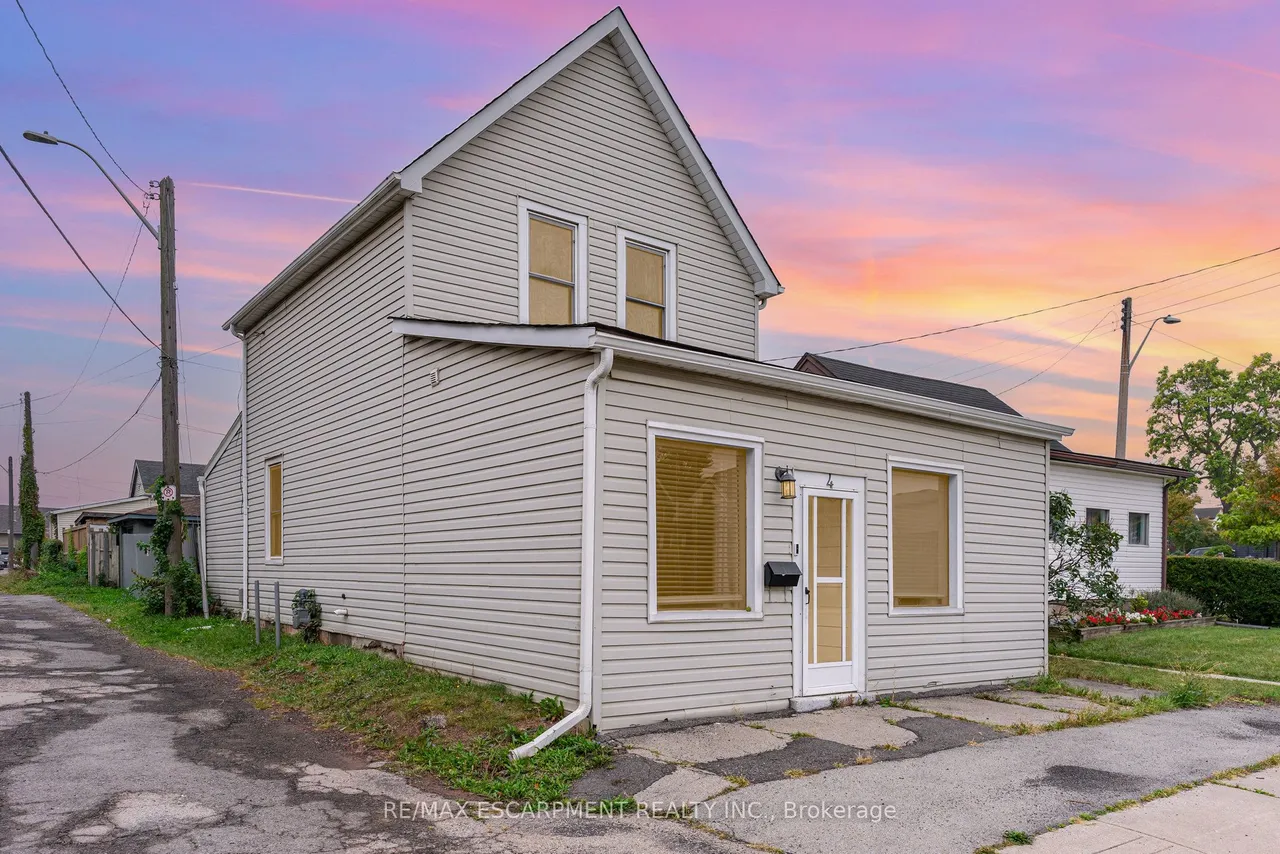 4 Robins Avenue — photo 26