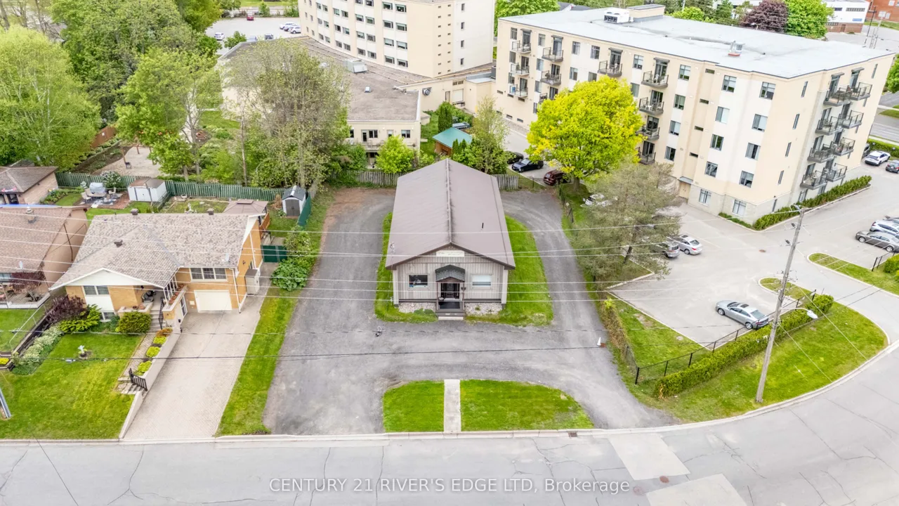 4 SCHOFIELD Avenue — photo 39