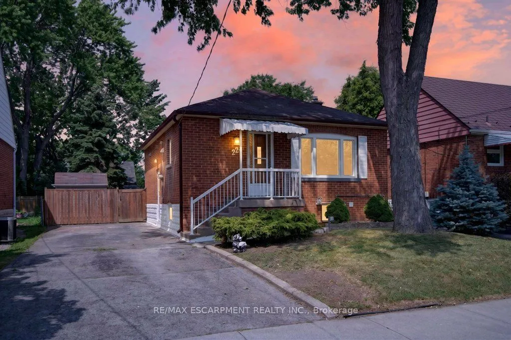 220 EAST 13TH Street