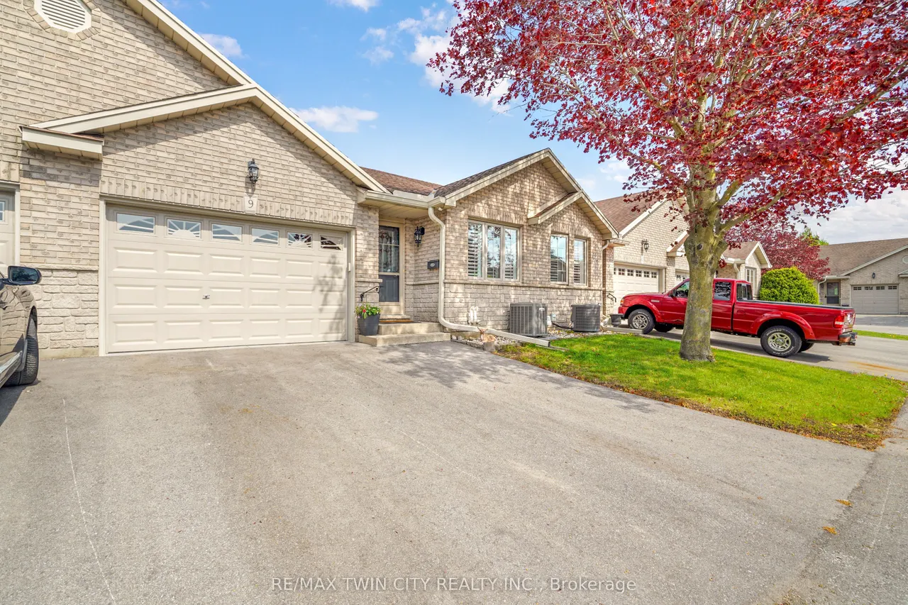 24 Griffiths Drive — photo 2