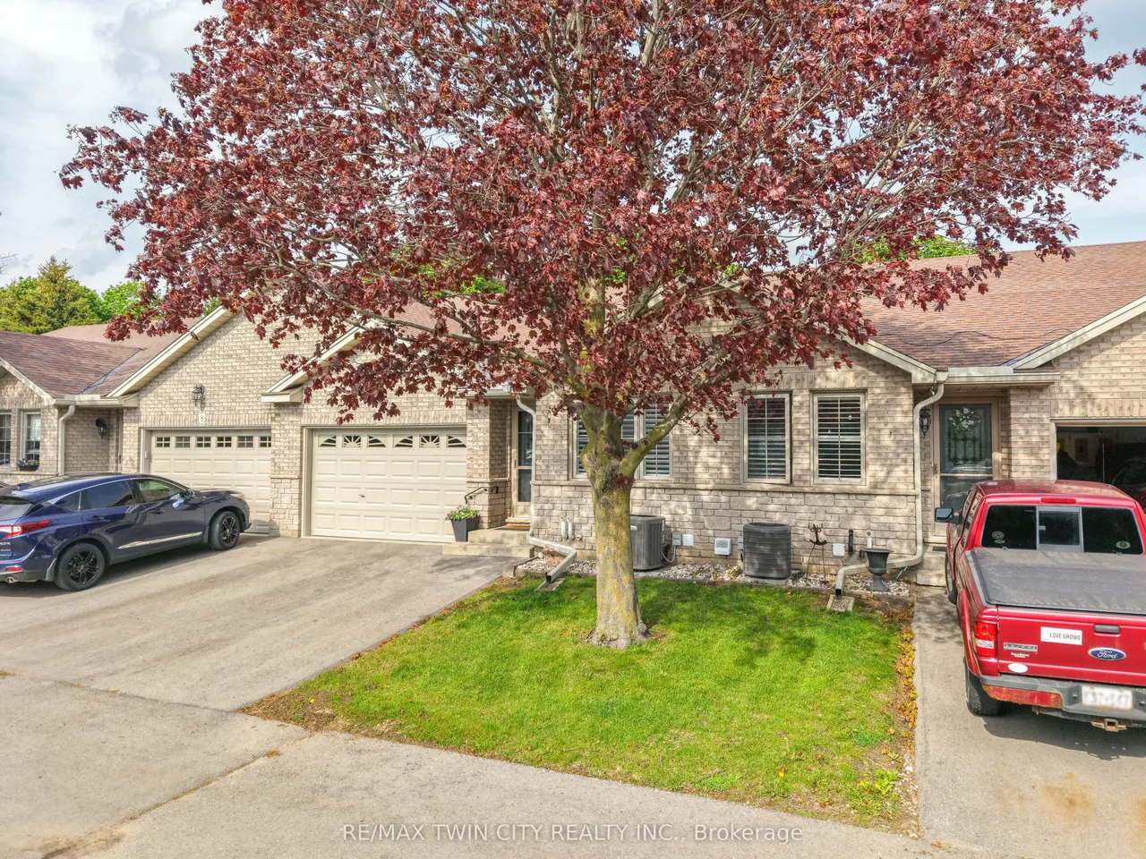 24 Griffiths Drive — photo 41