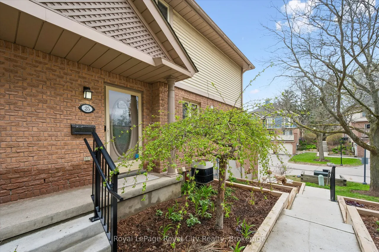941 Gordon Street — photo 26