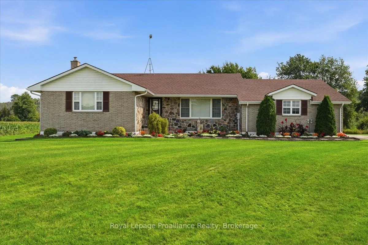 305 Valley Road
