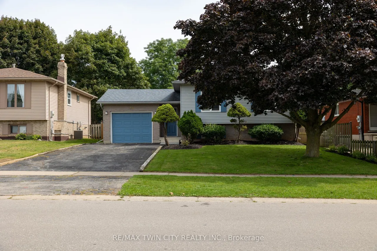 13 FOREST Drive — photo 2