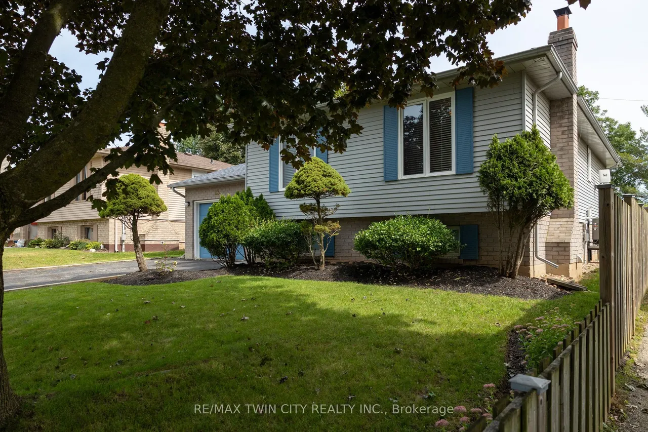 13 FOREST Drive — photo 3