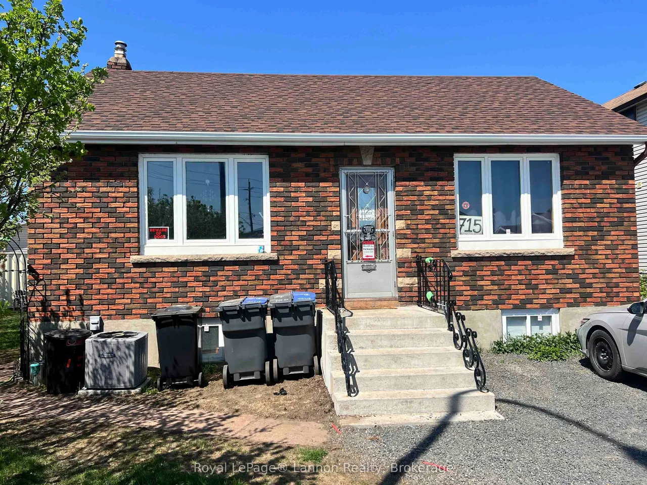 715 May Street N