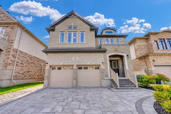 94 Ambrous Crescent