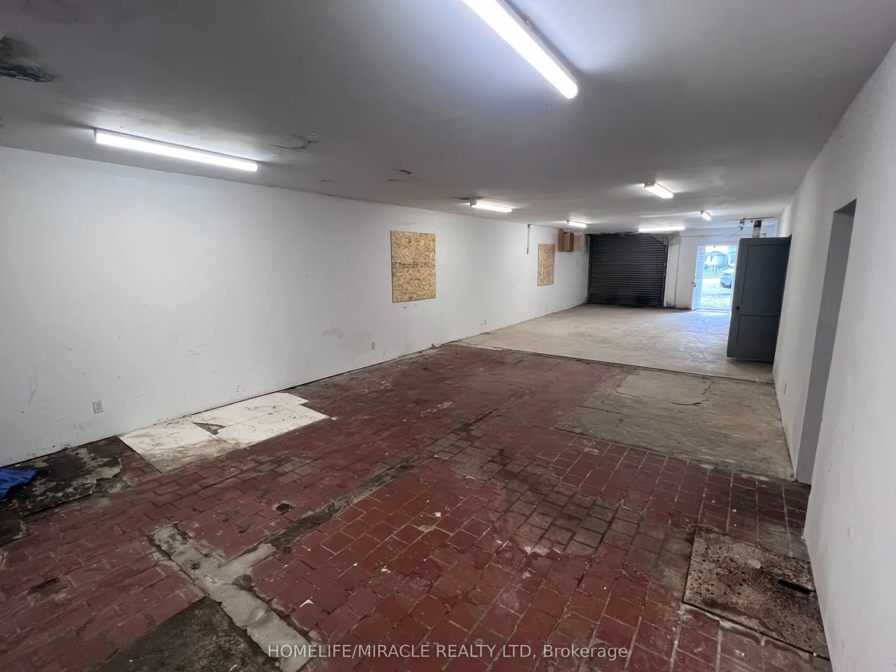 5470 Lewis Avenue — photo 9