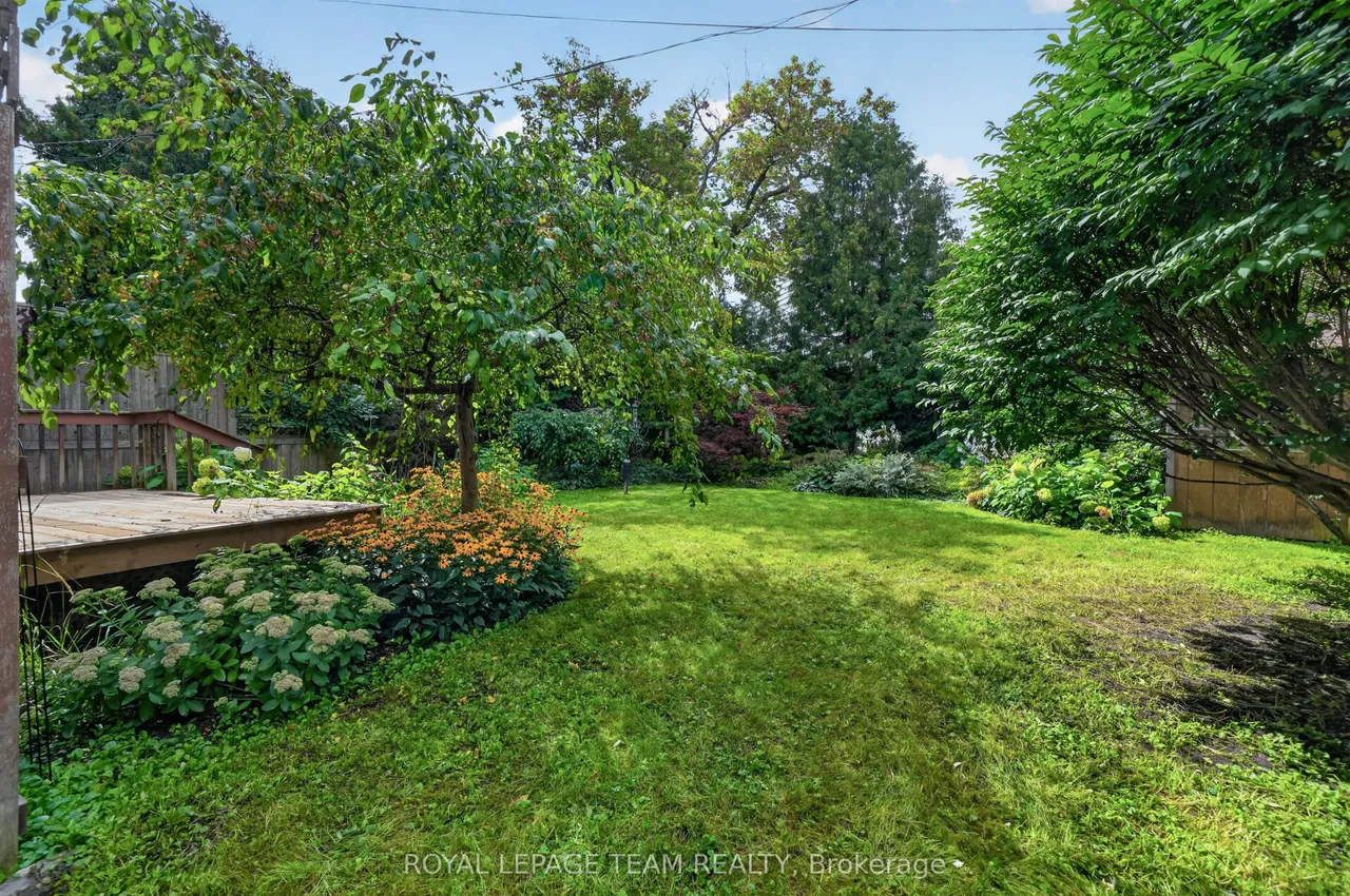 12 Lenore Place — photo 3