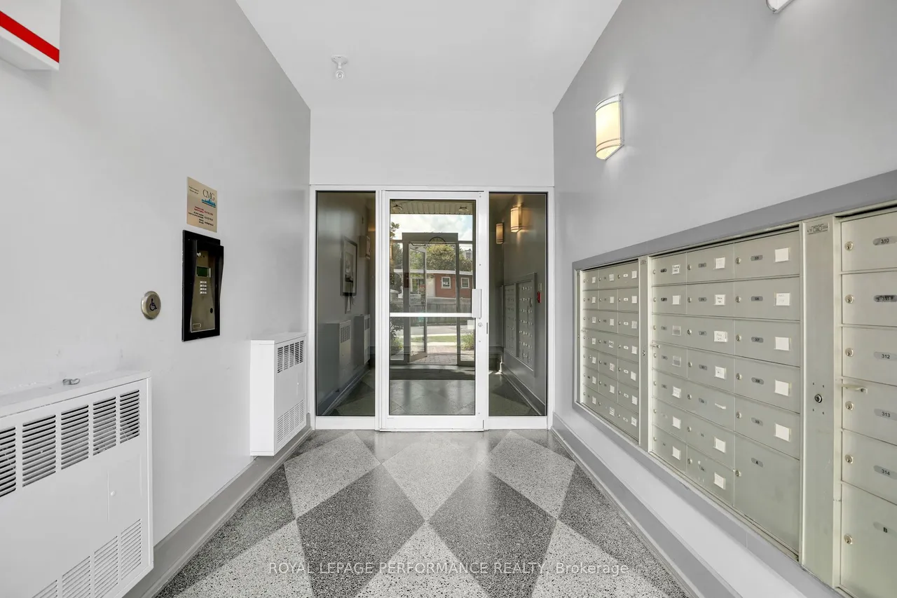 345 St. Denis Street — photo 3