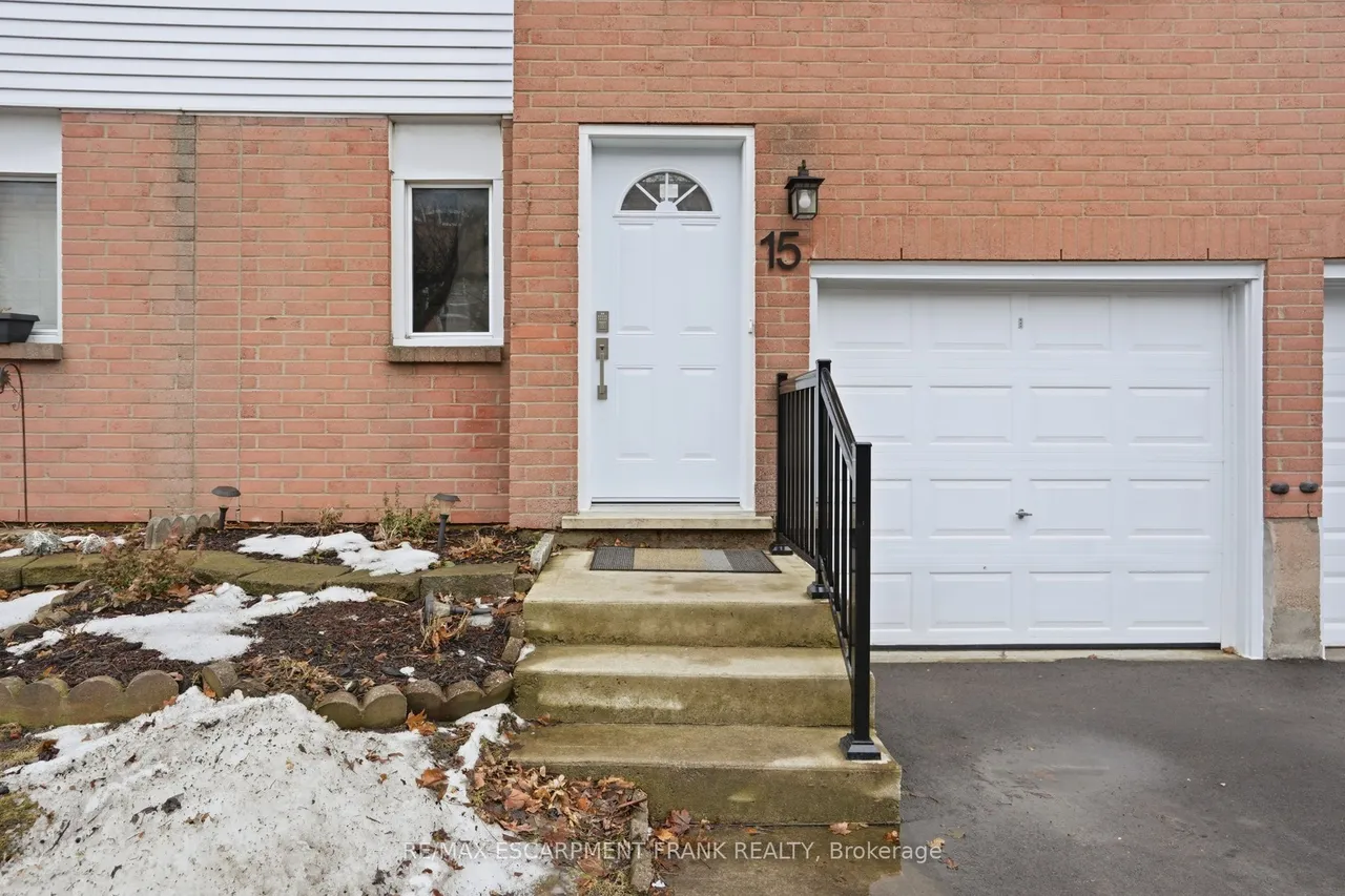 1255 UPPER GAGE Avenue — photo 3