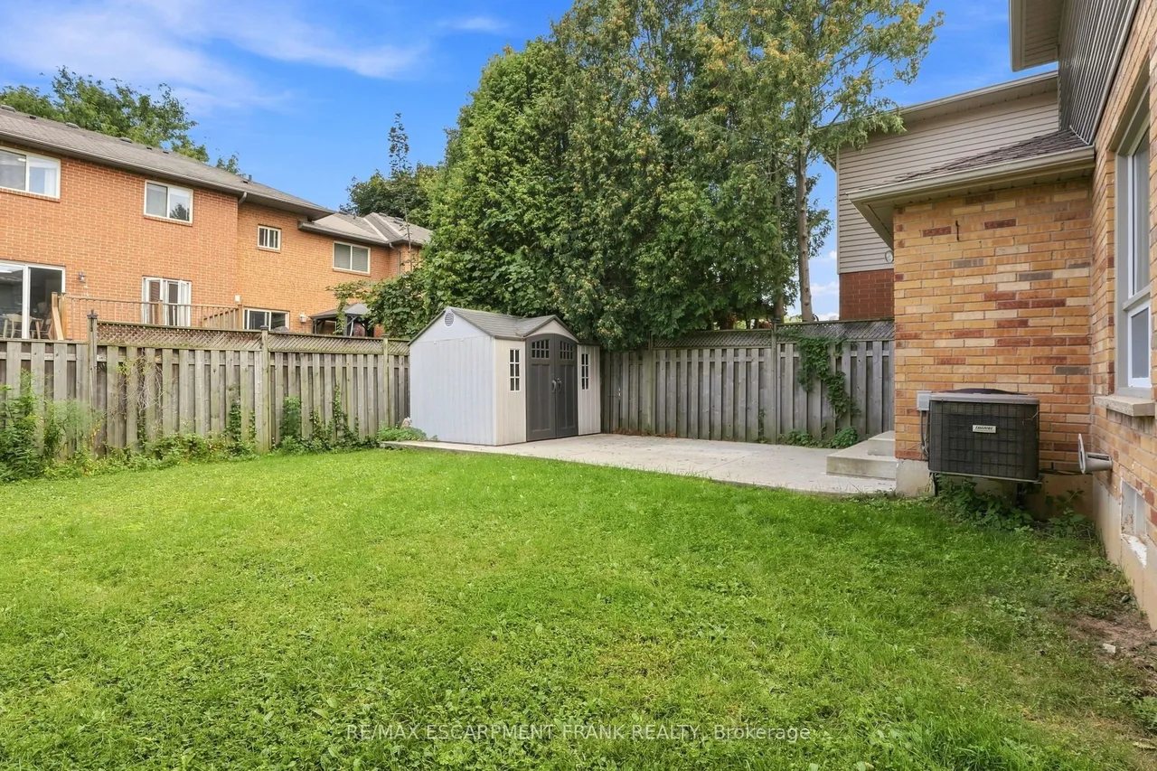 79 LYNNETTE Drive — photo 49