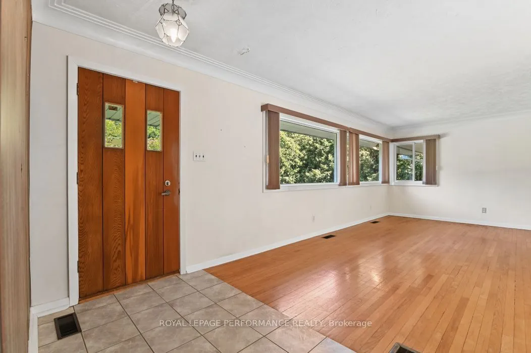 18 Honey Gables Drive — photo 3