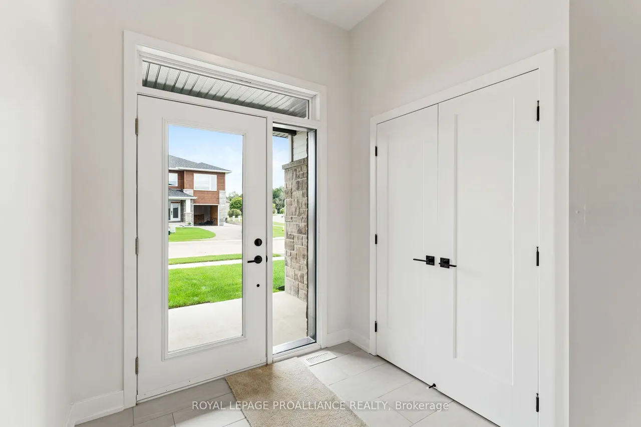 1169 Moore Street — photo 2