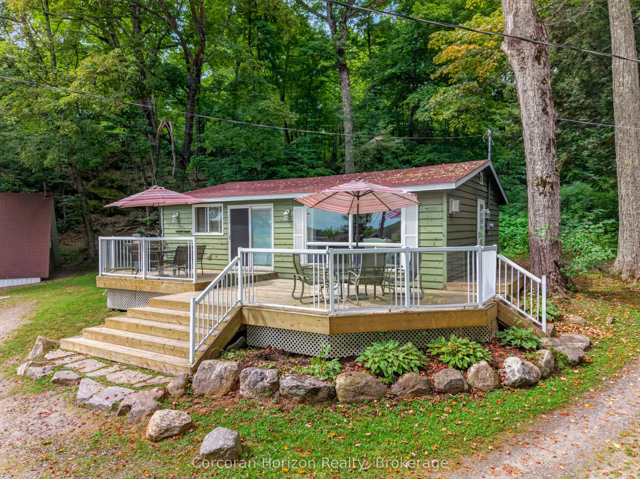 7 Silver Point Road