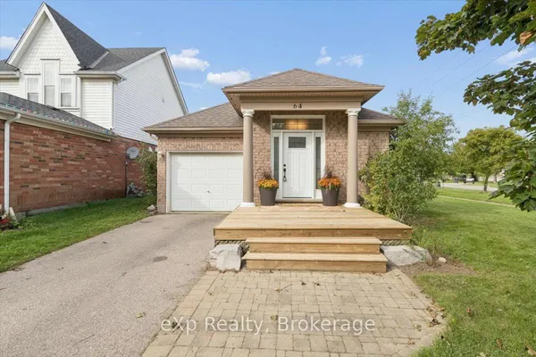 64 Buckthorn Crescent